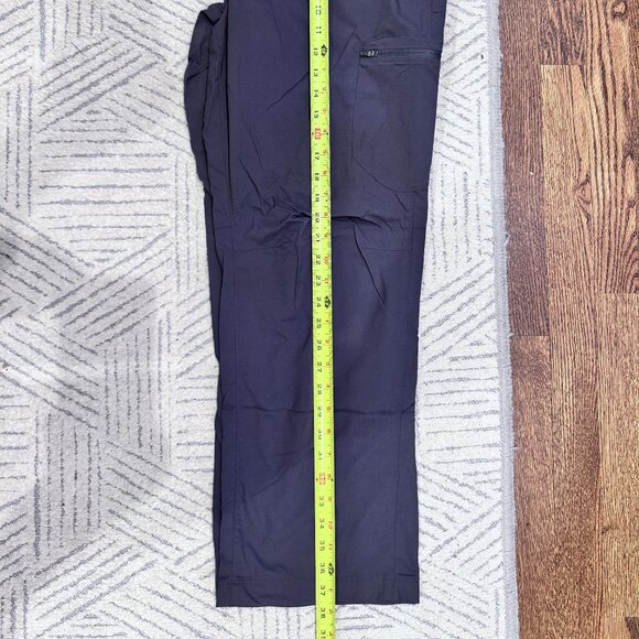 LL Bean Lightweight Black Convertible Hiking Pants, Women's 16 - Picture 5 of 6